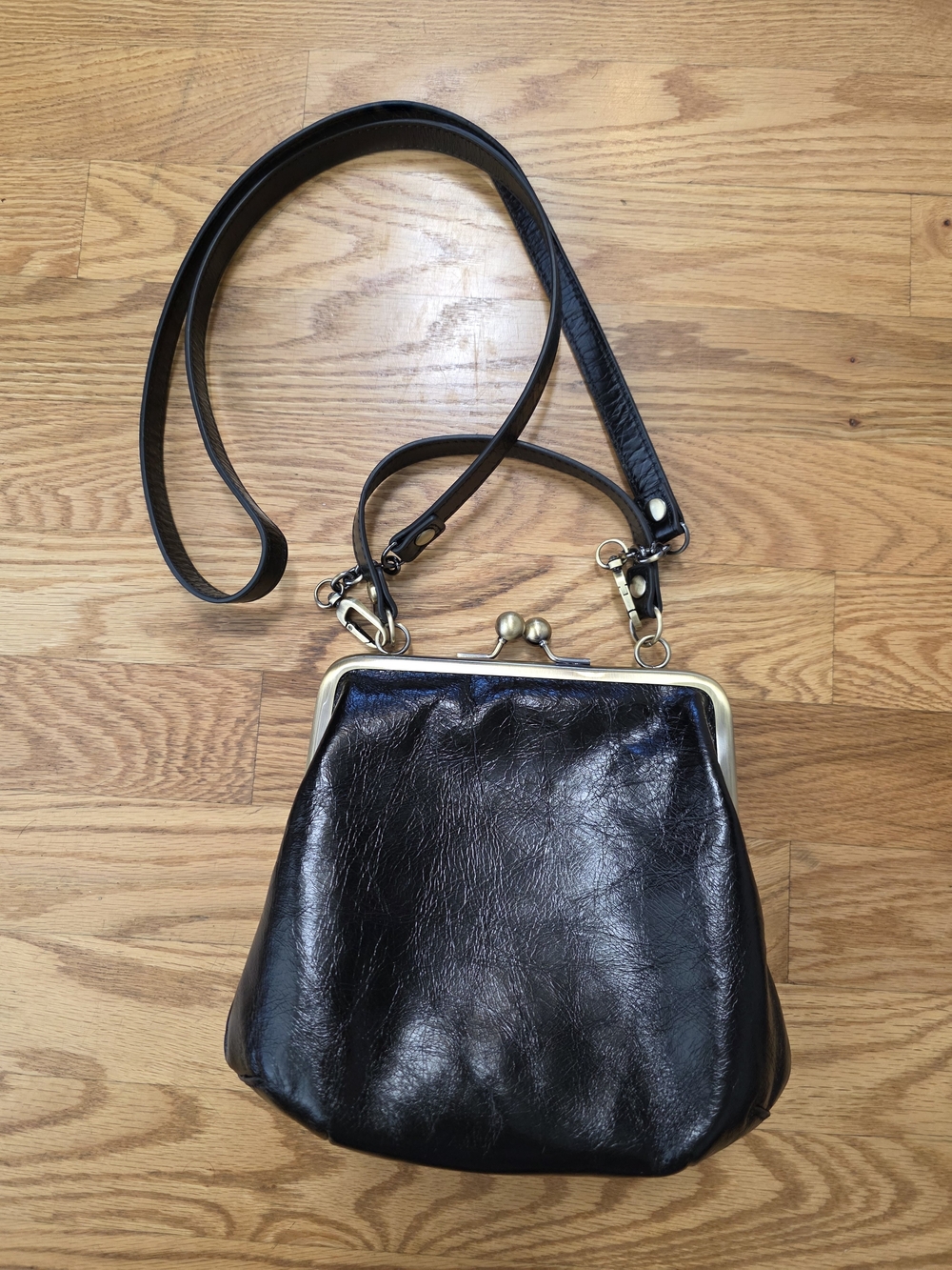 NWT HOBO Classic Black Leather Frame-Top Crossbody Bag